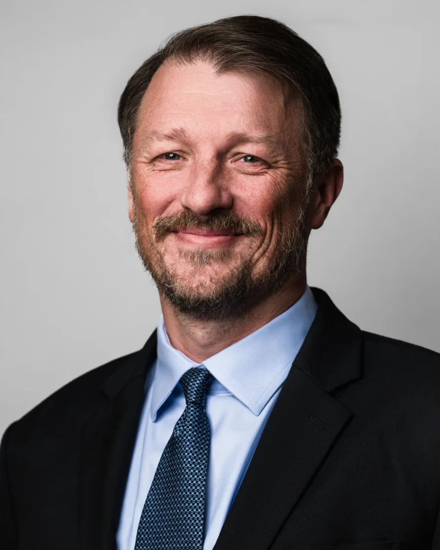 Dr. Avery Knapp